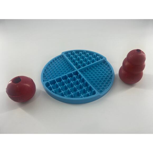 Kong Dog Toys Lick Mat Treats Enrichment Activities Red Hollow Play Puppy - Picture 1 of 5